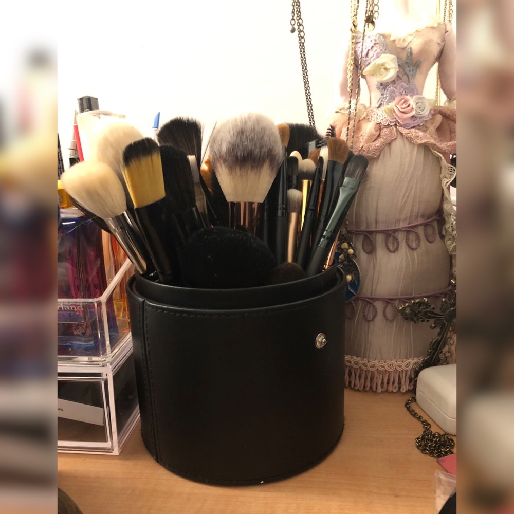 Morphe RC1 Mega brush tubby case